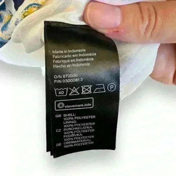 H&M size 12 blouse with tie on back - Picture 6 of 7